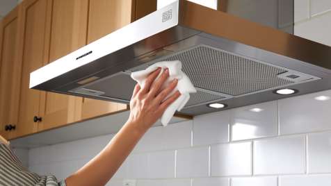 告別油漬煩惱！側(cè)吸式油煙機(jī)清洗攻略大公開